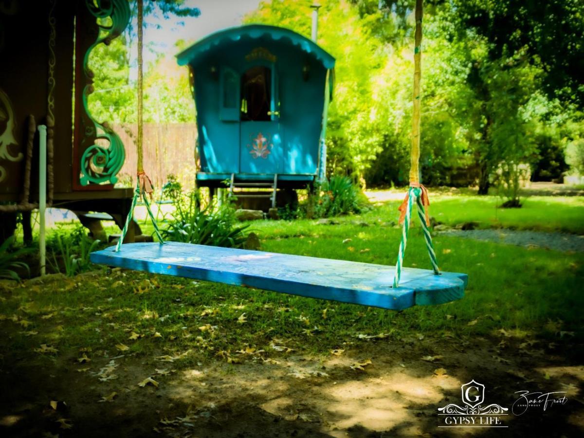 Gypsy Wagons And Vans, Clarens Bagian luar foto